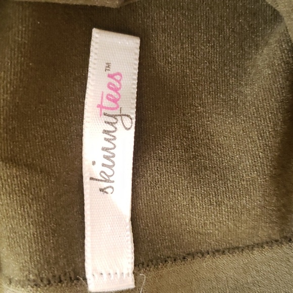 Skinny Tees Shirt Womens Small Olive Sleeveless Turtleneck Stretch Soft Base - Picture 2 of 6